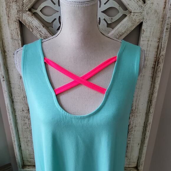 Lollipop Star Women's Sleeveless Tunic Top or Swimsuit Coverup in Aqua Hot Pink - Picture 3 of 12